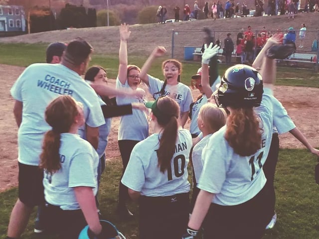 ware-softball-cheer-